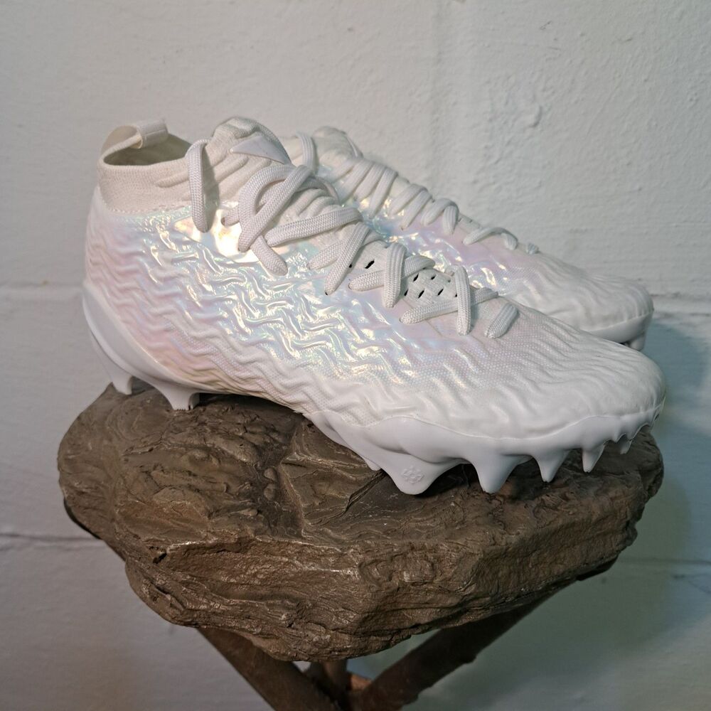 Under Armour UA Spotlight Pro MC Football Cleat 3028200-100 White/White Size 7.5